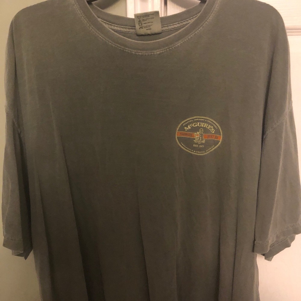 Short sleeve t shirt